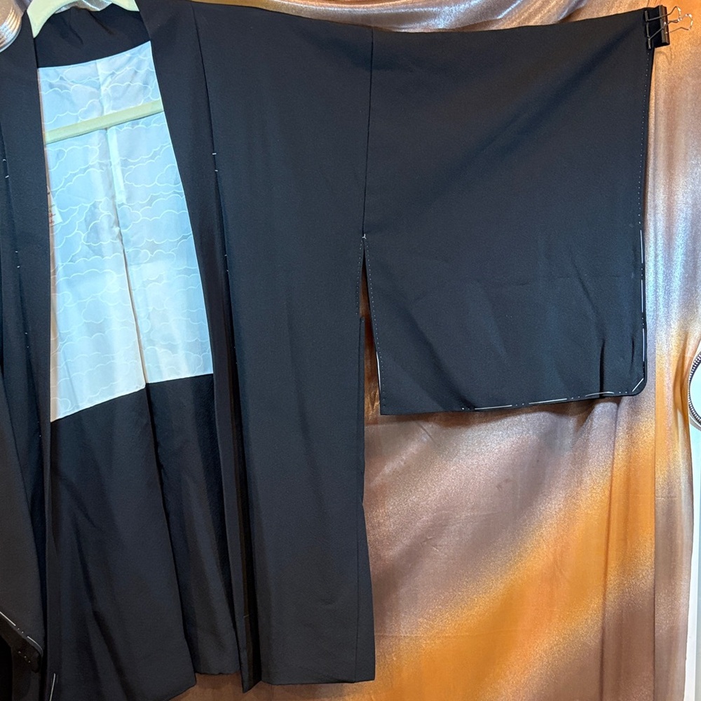 New still has‎ holding thread Elegant Black Haori Kimono. Xl see pics. 351